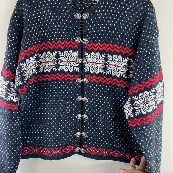 Vintage Women’s Marsh Landing Black Red White‎ Fair Isle Sweater Cardigan Large - Picture 3 of 12